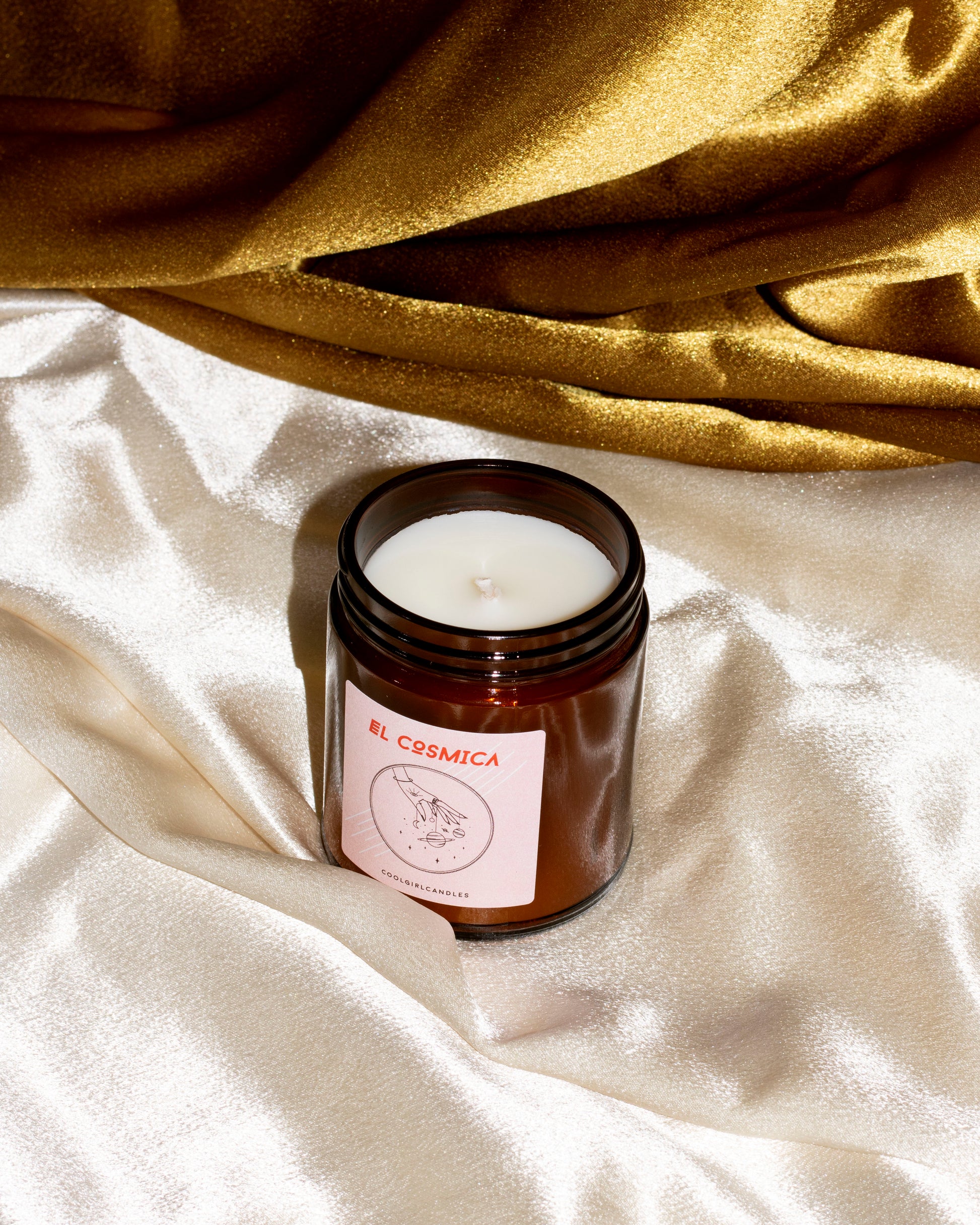 Fall Winter 2020 scented candle with notes of apple, saffron, blackberries, anise, amber, wood patchouli